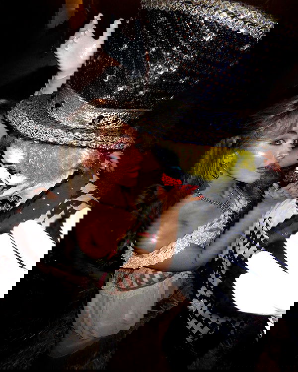 sabrinacarpenter sabrinacarpenter archive image