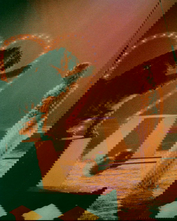 sabrinacarpenter sabrinacarpenter archive image