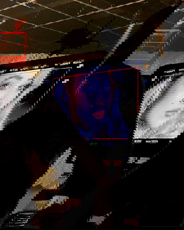 sabrinacarpenter sabrinacarpenter archive image