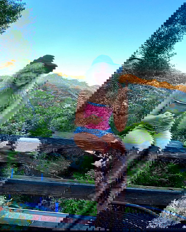 sabrinacarpenter sabrinacarpenter archive image