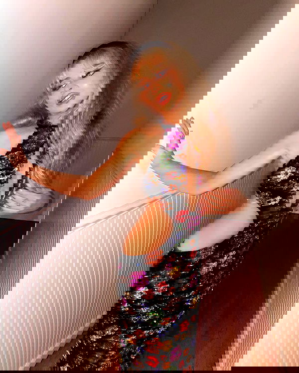 sabrinacarpenter sabrinacarpenter archive image