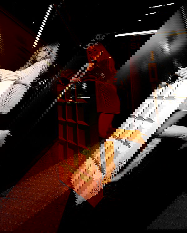 sabrinacarpenter sabrinacarpenter archive image