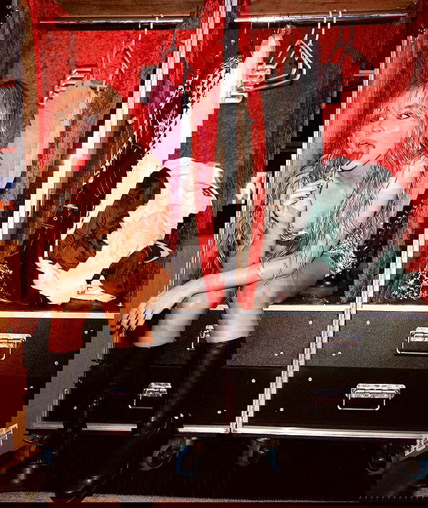 sabrinacarpenter sabrinacarpenter archive image