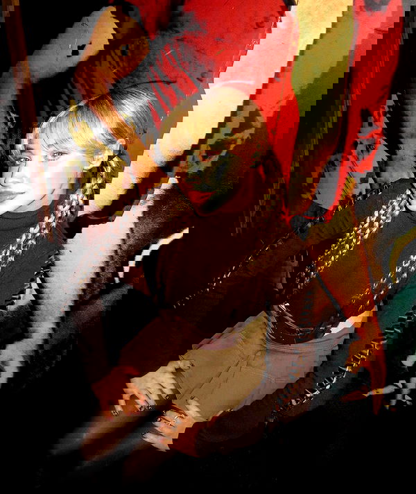 sabrinacarpenter sabrinacarpenter archive image