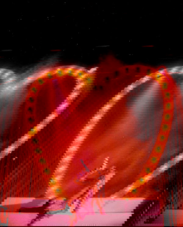 sabrinacarpenter sabrinacarpenter archive image