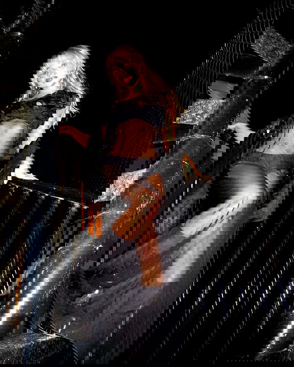 sabrinacarpenter sabrinacarpenter archive image