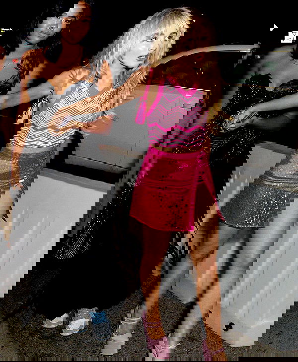 sabrinacarpenter sabrinacarpenter archive image