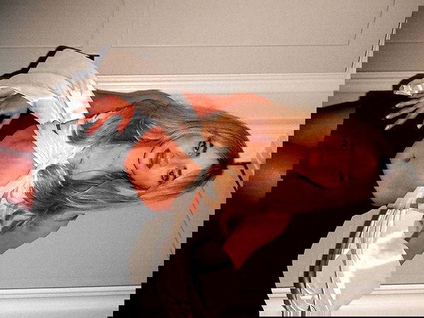 sabrinacarpenter sabrinacarpenter archive image