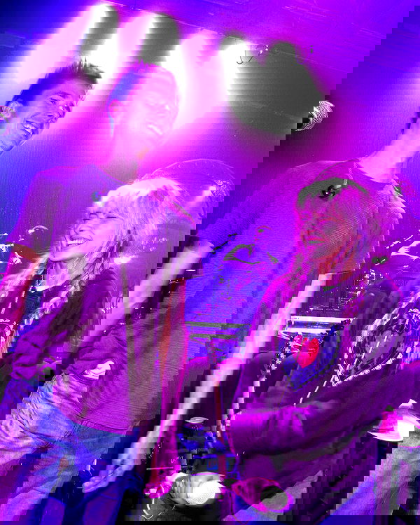 sabrinacarpenter sabrinacarpenter archive image