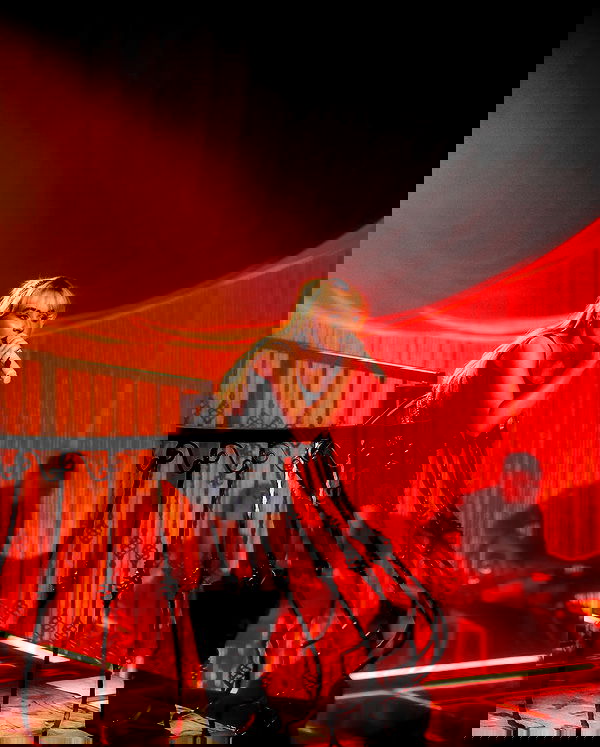 sabrinacarpenter sabrinacarpenter archive image