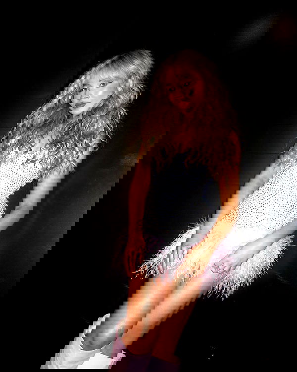 sabrinacarpenter sabrinacarpenter archive image