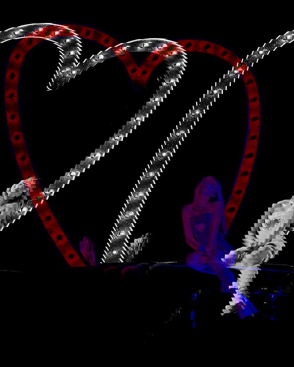 sabrinacarpenter sabrinacarpenter archive image