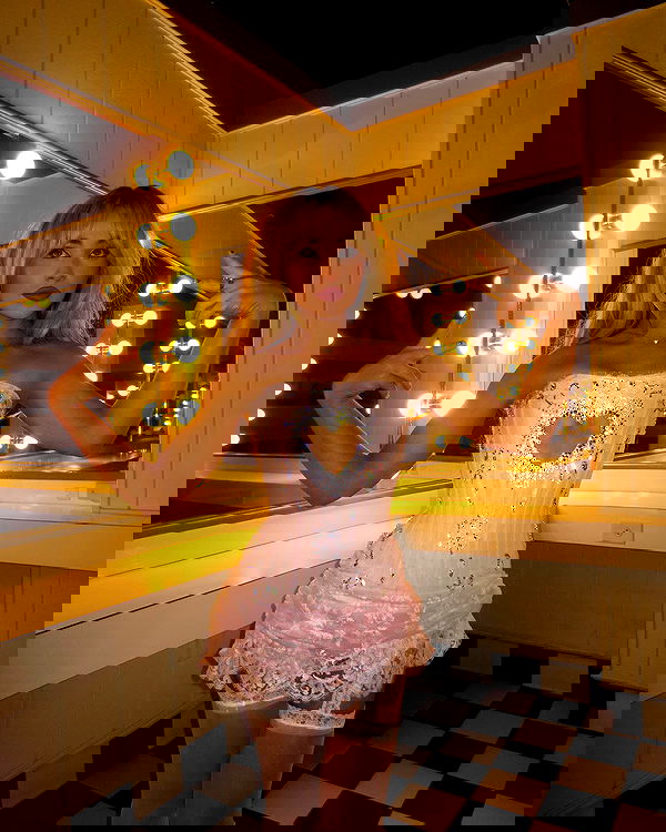 sabrinacarpenter sabrinacarpenter archive image