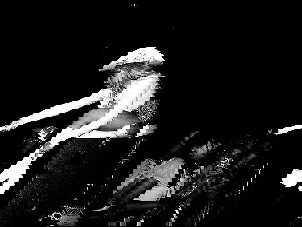 sabrinacarpenter sabrinacarpenter archive image