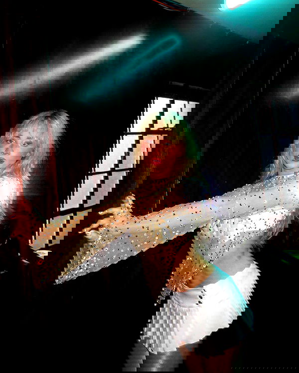 sabrinacarpenter sabrinacarpenter archive image