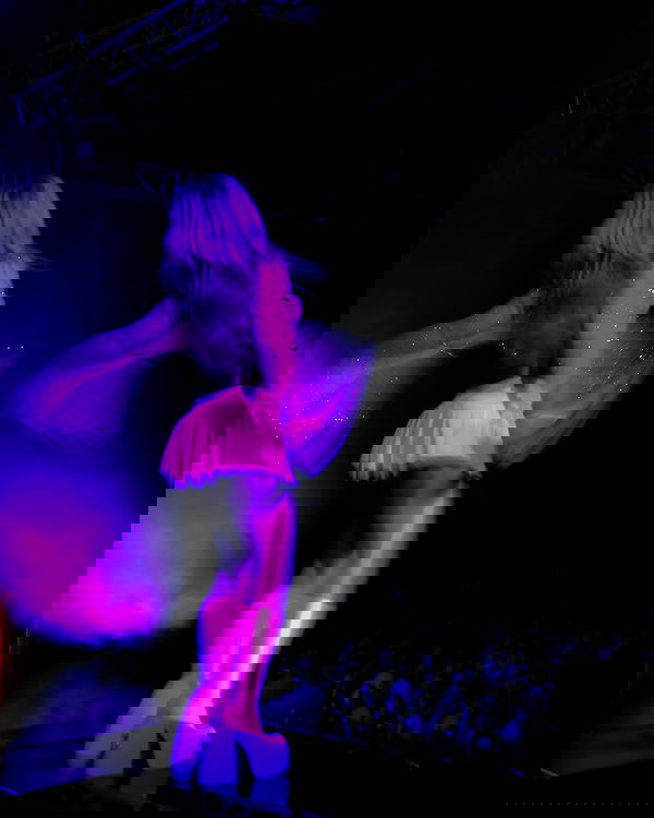 sabrinacarpenter sabrinacarpenter archive image