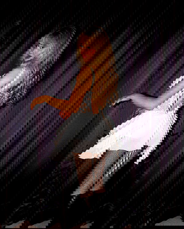 sabrinacarpenter sabrinacarpenter archive image