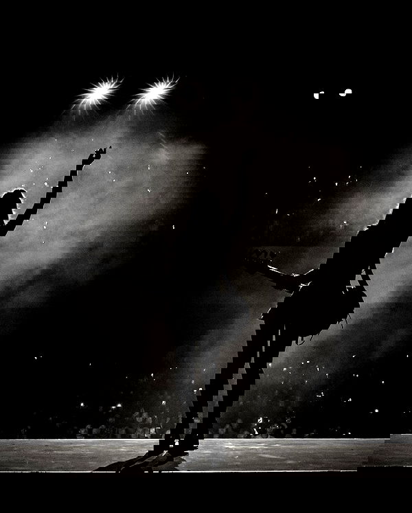 sabrinacarpenter sabrinacarpenter archive image