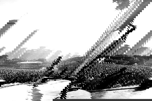 sabrinacarpenter sabrinacarpenter archive image