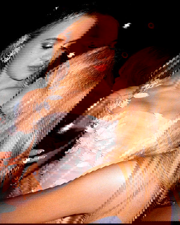 sabrinacarpenter sabrinacarpenter archive image