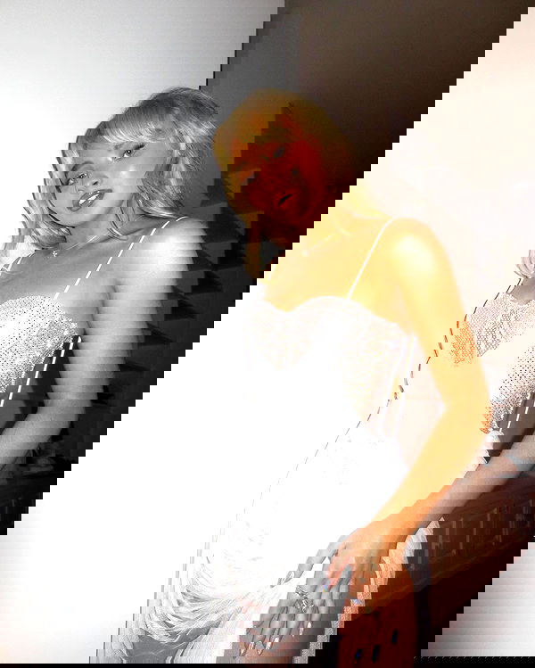 sabrinacarpenter sabrinacarpenter archive image