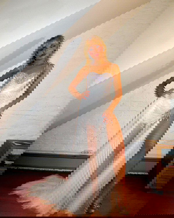 sabrinacarpenter sabrinacarpenter archive image