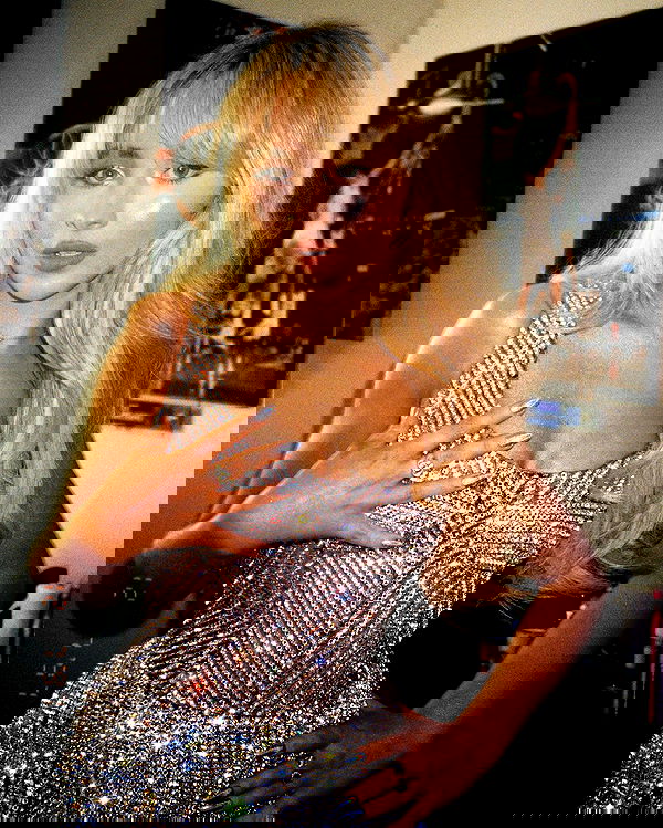 sabrinacarpenter sabrinacarpenter archive image