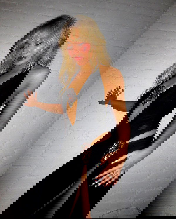 sabrinacarpenter sabrinacarpenter archive image