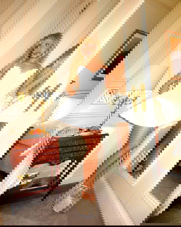 sabrinacarpenter sabrinacarpenter archive image