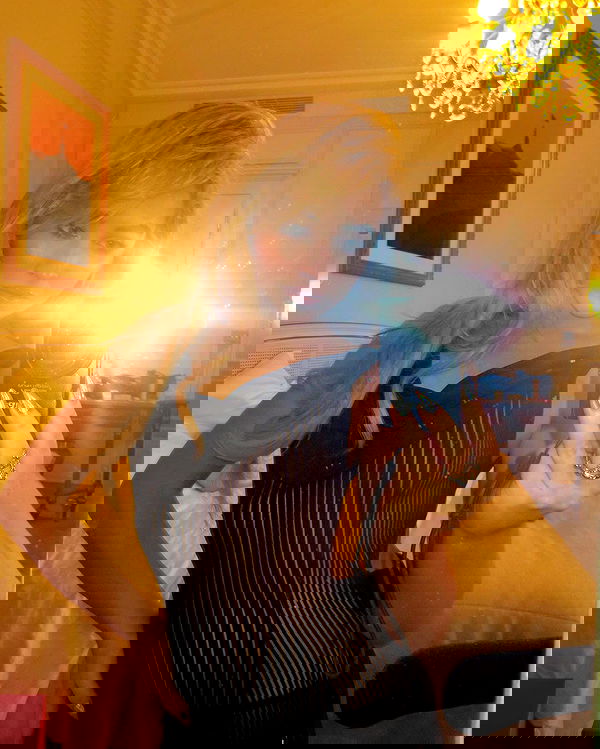 sabrinacarpenter sabrinacarpenter archive image