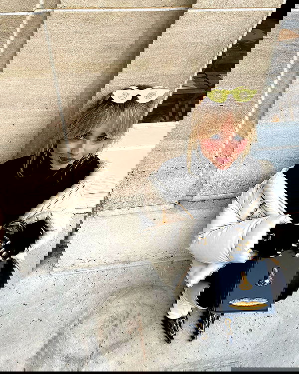 sabrinacarpenter sabrinacarpenter archive image