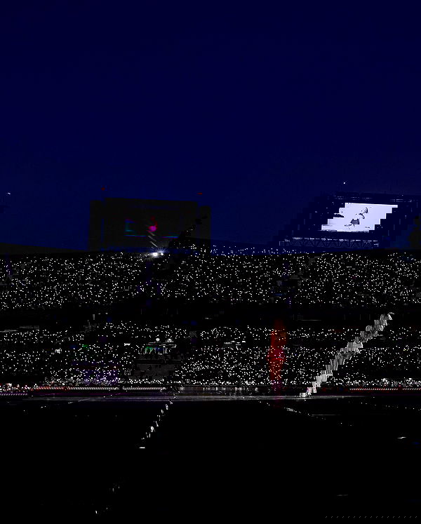 sabrinacarpenter sabrinacarpenter archive image