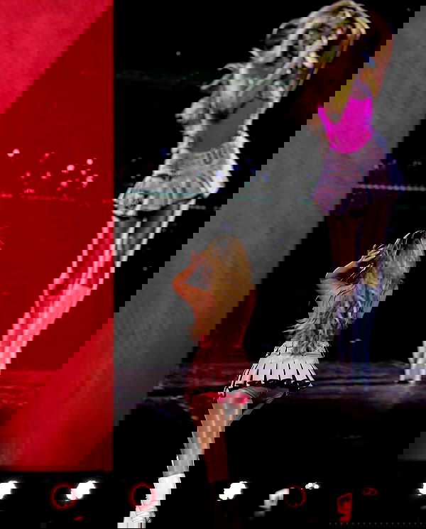 sabrinacarpenter sabrinacarpenter archive image