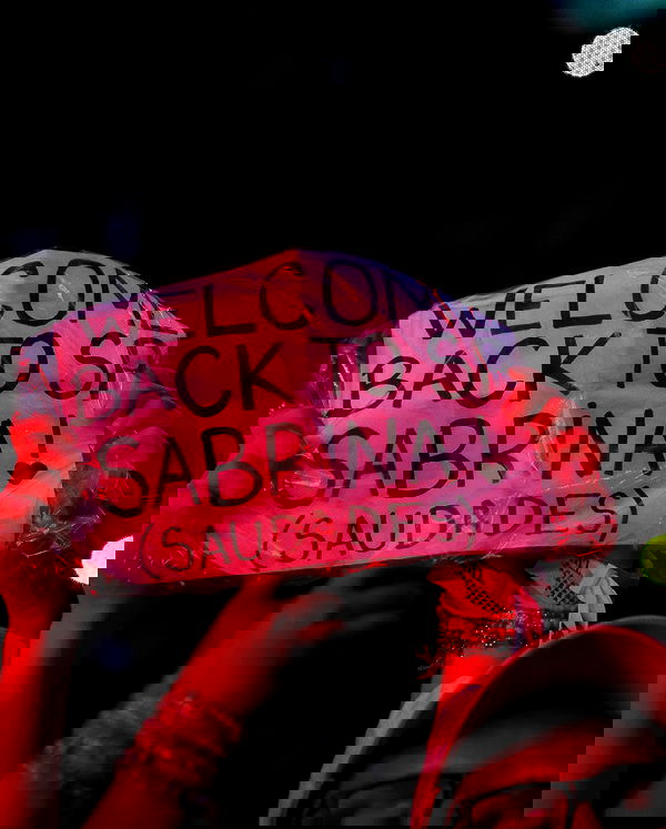 sabrinacarpenter sabrinacarpenter archive image