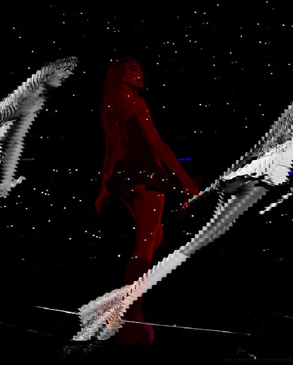 sabrinacarpenter sabrinacarpenter archive image