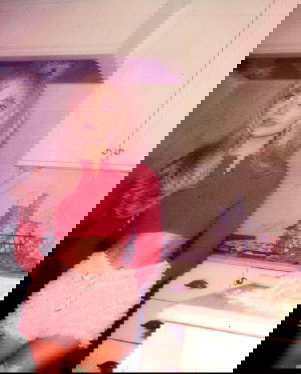 sabrinacarpenter sabrinacarpenter archive image