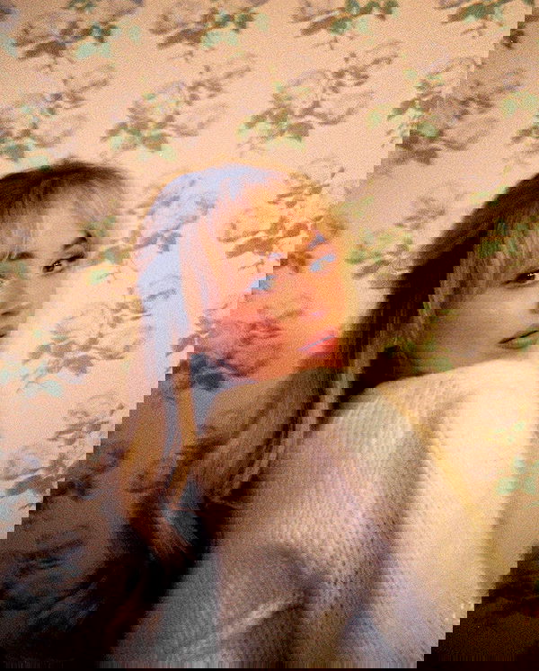 sabrinacarpenter sabrinacarpenter archive image