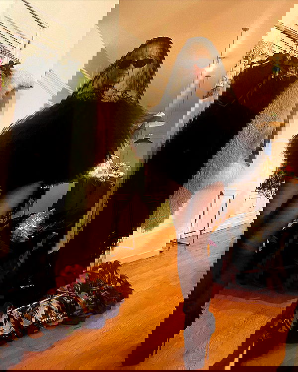 sabrinacarpenter sabrinacarpenter archive image