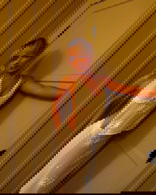 sabrinacarpenter sabrinacarpenter archive image