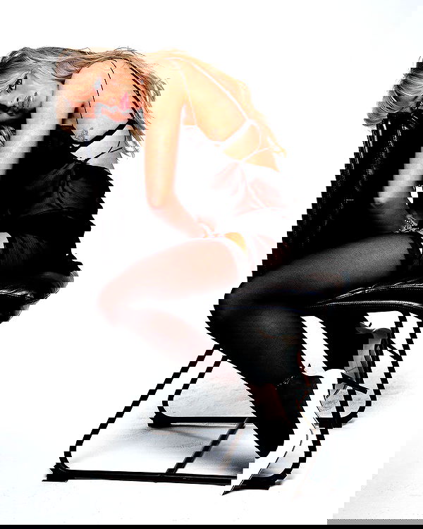 sabrinacarpenter sabrinacarpenter archive image