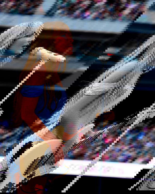 sabrinacarpenter sabrinacarpenter archive image