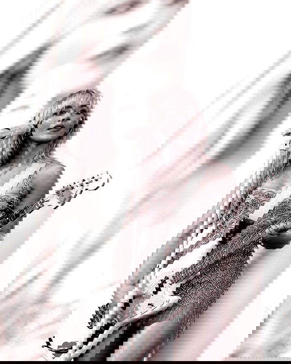 sabrinacarpenter sabrinacarpenter archive image