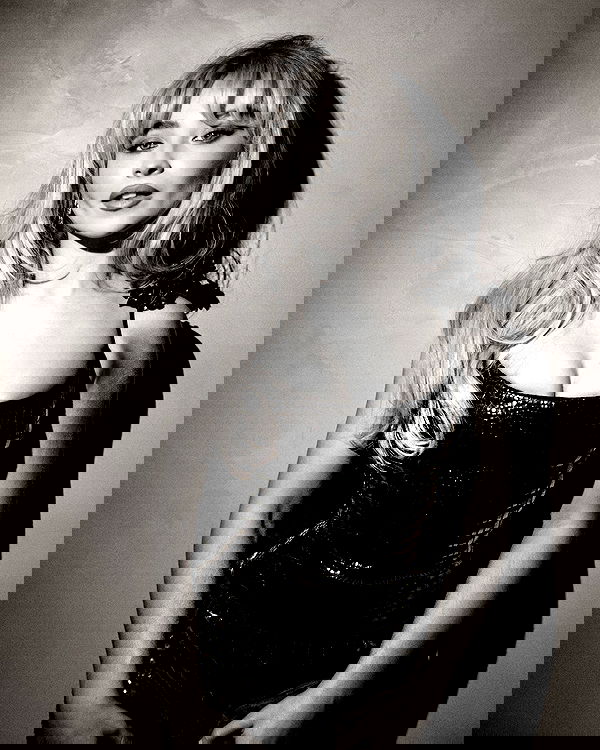 sabrinacarpenter sabrinacarpenter archive image