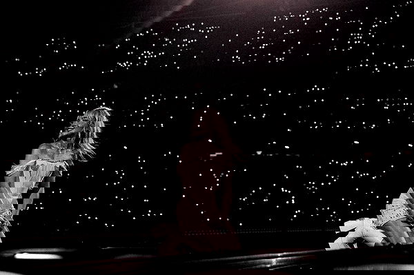 sabrinacarpenter sabrinacarpenter archive image