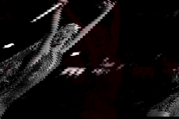 sabrinacarpenter sabrinacarpenter archive image