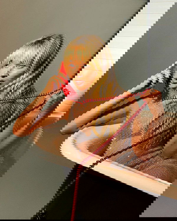 sabrinacarpenter sabrinacarpenter archive image