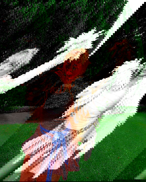 sabrinacarpenter sabrinacarpenter archive image