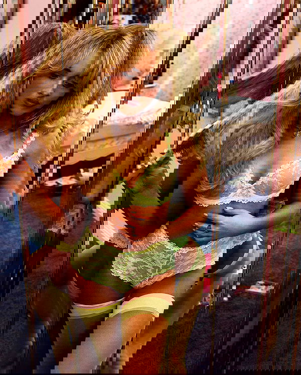 sabrinacarpenter sabrinacarpenter archive image