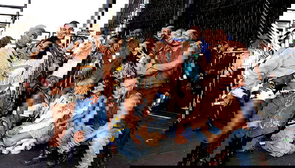 sabrinacarpenter sabrinacarpenter archive image