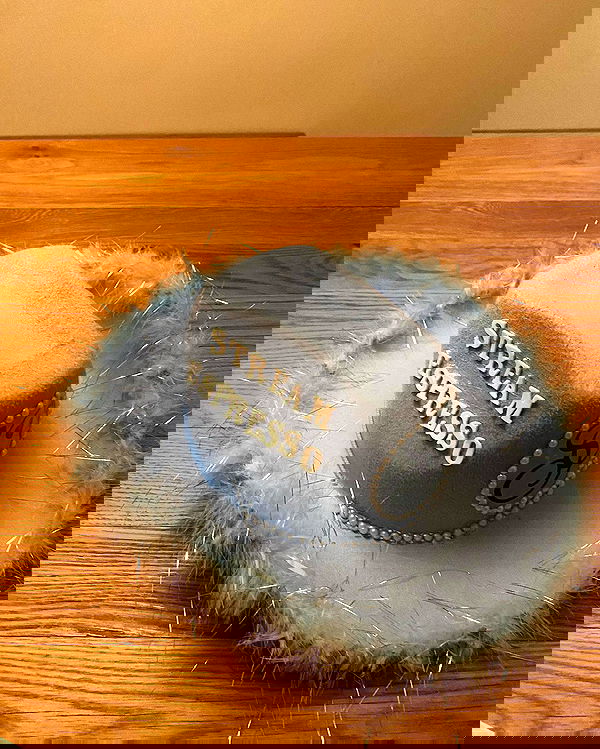 sabrinacarpenter sabrinacarpenter archive image